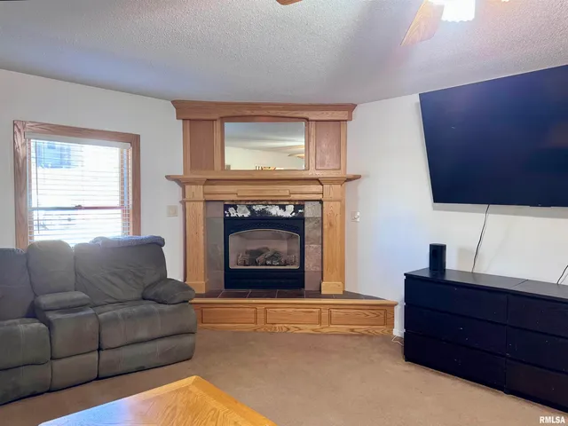 $133,900 | 2711 North 2nd Street, Clinton, IA 52732