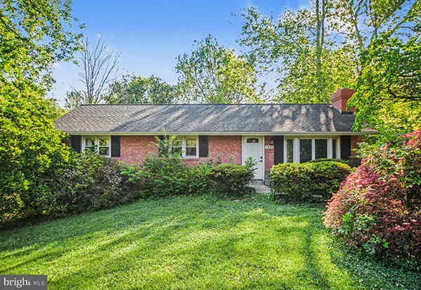 $639,900 | 7409 Lake Drive, Manassas, VA 20111