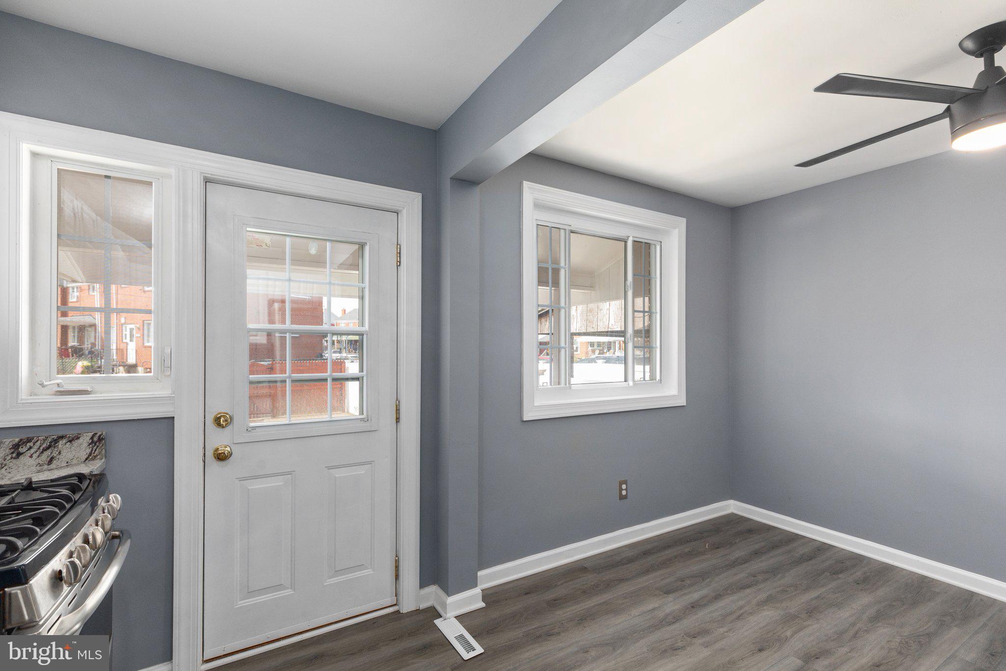 8305 Kavanagh Road Dundalk, MD 21222 - Photo 8 of 20 Kitchen / Dining