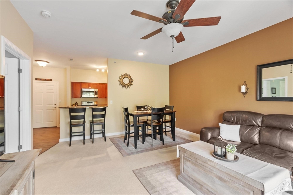 23 Hampshire Road, Unit 414 Methuen, MA 01844 - Photo 16 of 31