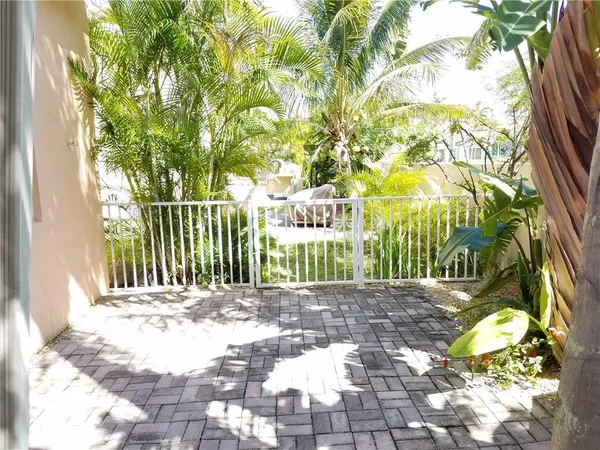 $3,400 | 1159 Southeast 6th Court, Dania Beach, FL 33004