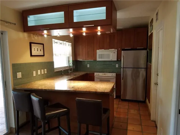 $3,400 | 1159 Southeast 6th Court, Dania Beach, FL 33004