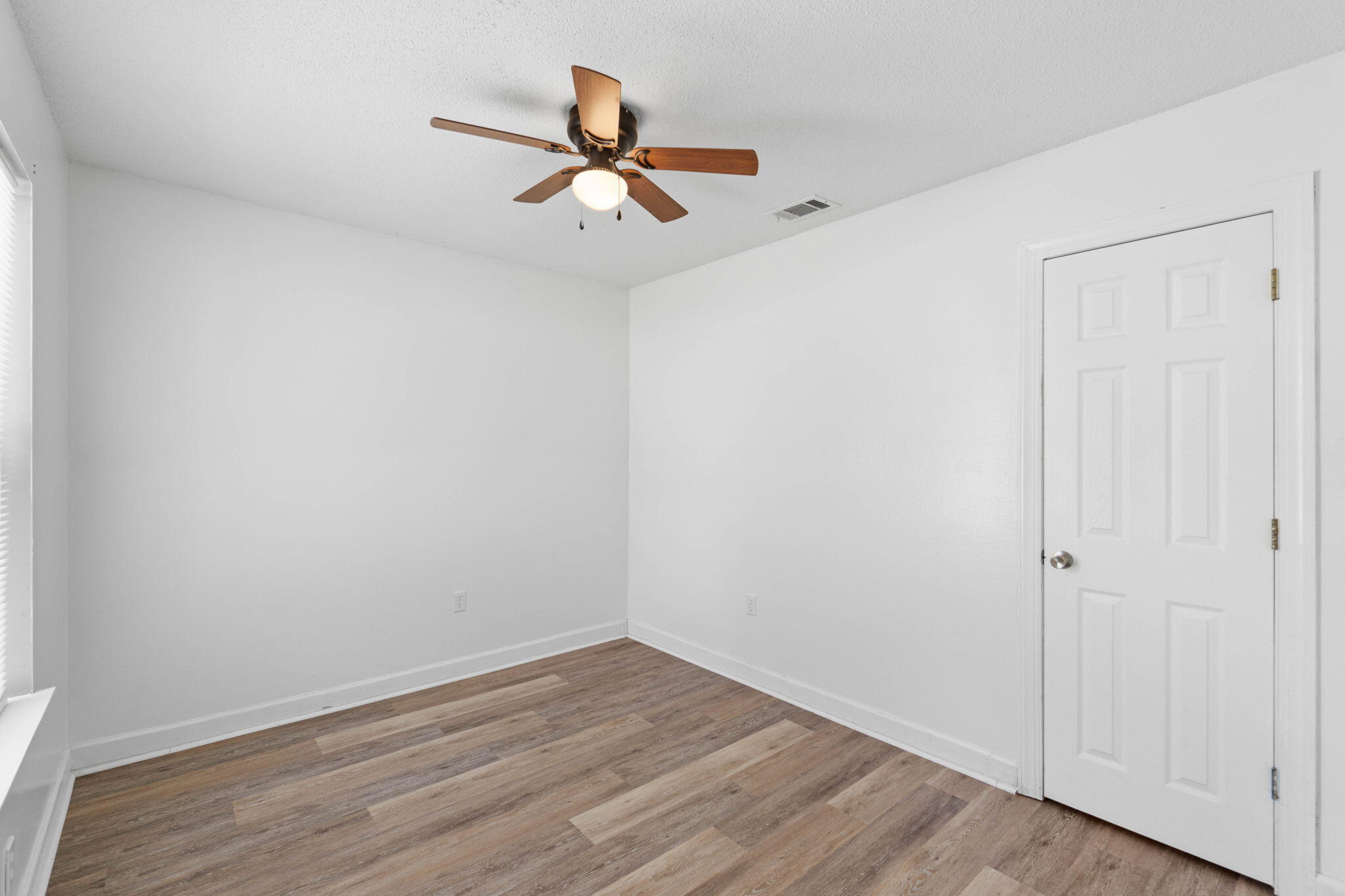 2517 Sunset Drive Crestview, FL 32536 - Photo 17 of 33 17-web-or-mls-Final-15