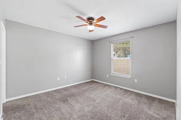 $199,500 | 2517 Sunset Drive, Crestview, FL 32536