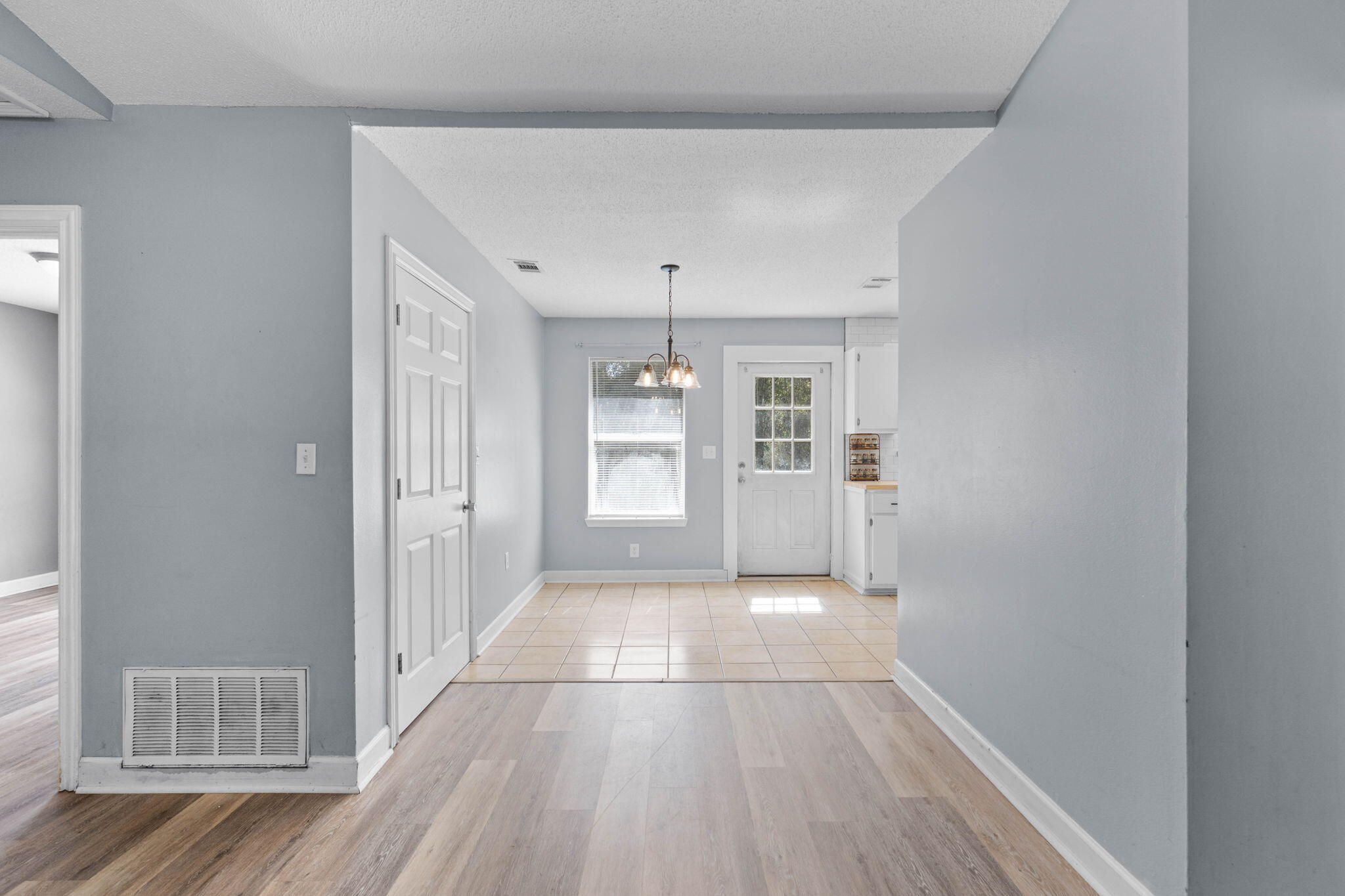 2517 Sunset Drive Crestview, FL 32536 - Photo 7 of 33 7-web-or-mls-Final-4