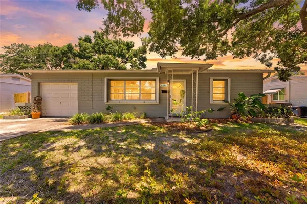 $300,000 | 8461 56th Street, Pinellas Park, FL 33781
