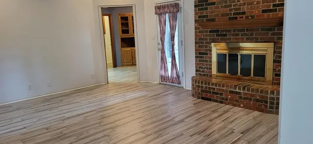 $2,750 | 10079 Farm To Market Road 1385, Pilot Point, TX 76258