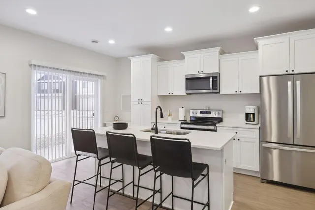 $325,000 | 640 Franklin Street, Roberts, WI 54023