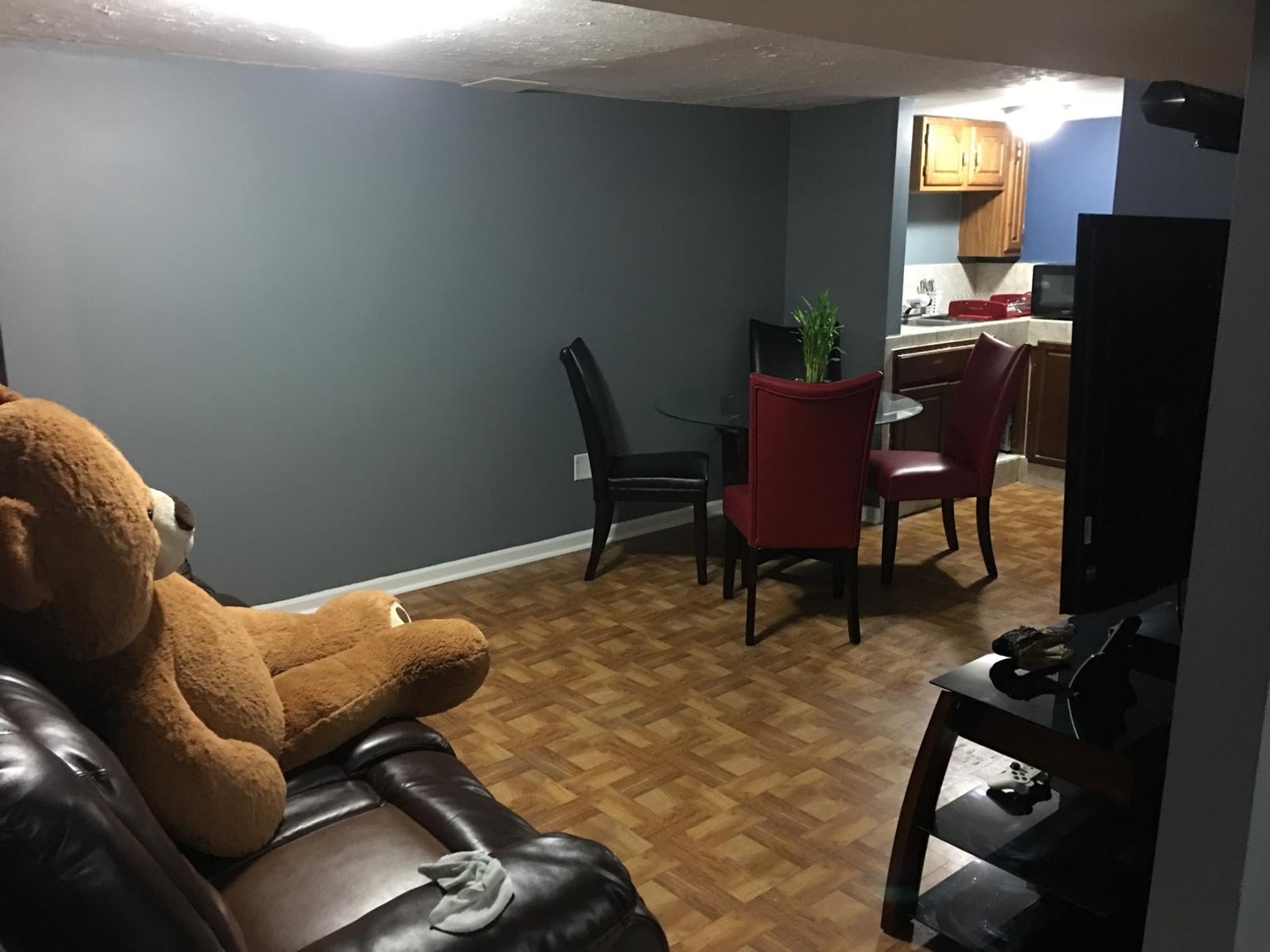 Undisclosed Address Bolingbrook, IL 60440 - Photo 9 of 15 a view of a livingroom with furniture and a dining room