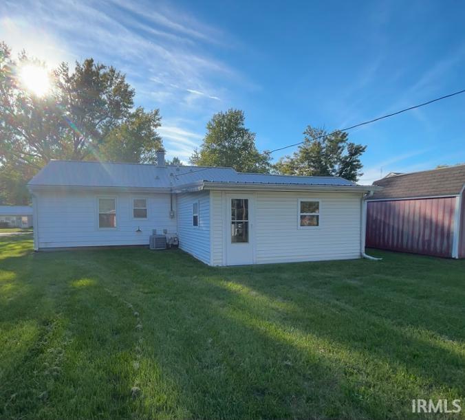 1233 Wabash Avenue Rochester, IN 46975 - Photo 4 of 13 Gallery Image 4