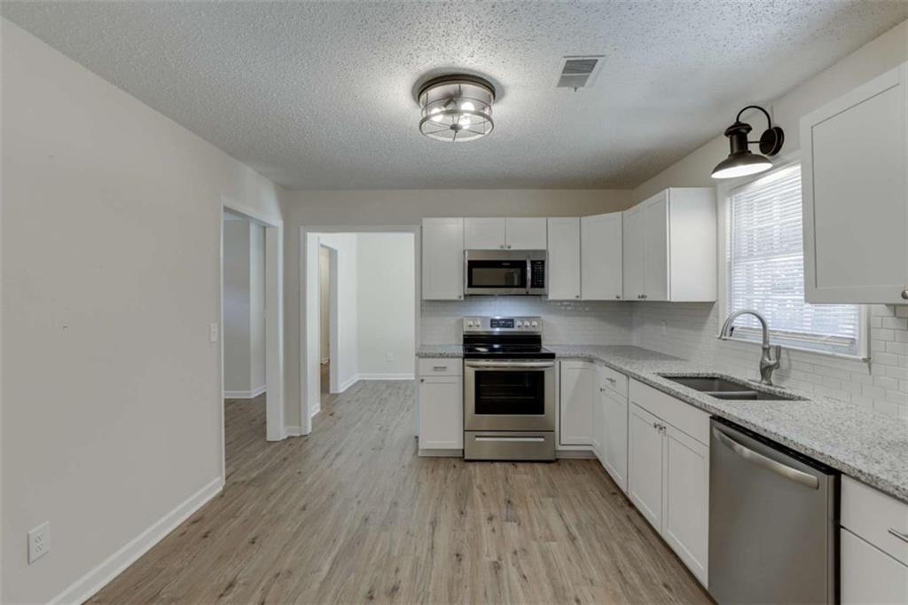 1755 Straw Valley Road Lawrenceville, GA 30043 - Photo 12 of 30