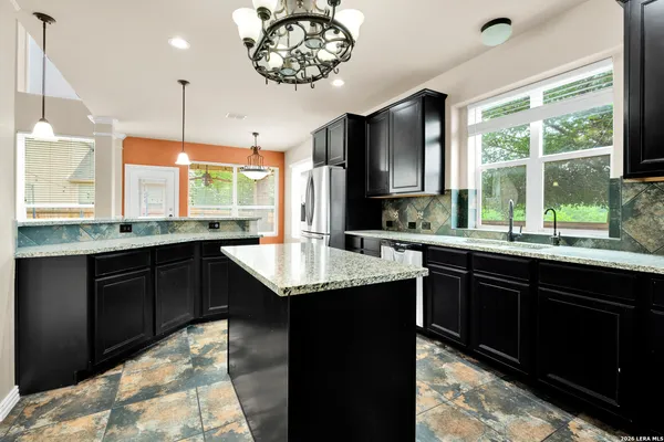 $3,425 | 1802 Laivita Mist, San Antonio, TX 78251