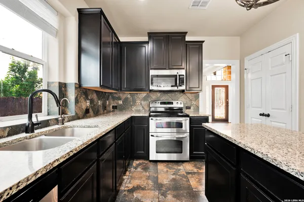 $3,425 | 1802 Laivita Mist, San Antonio, TX 78251