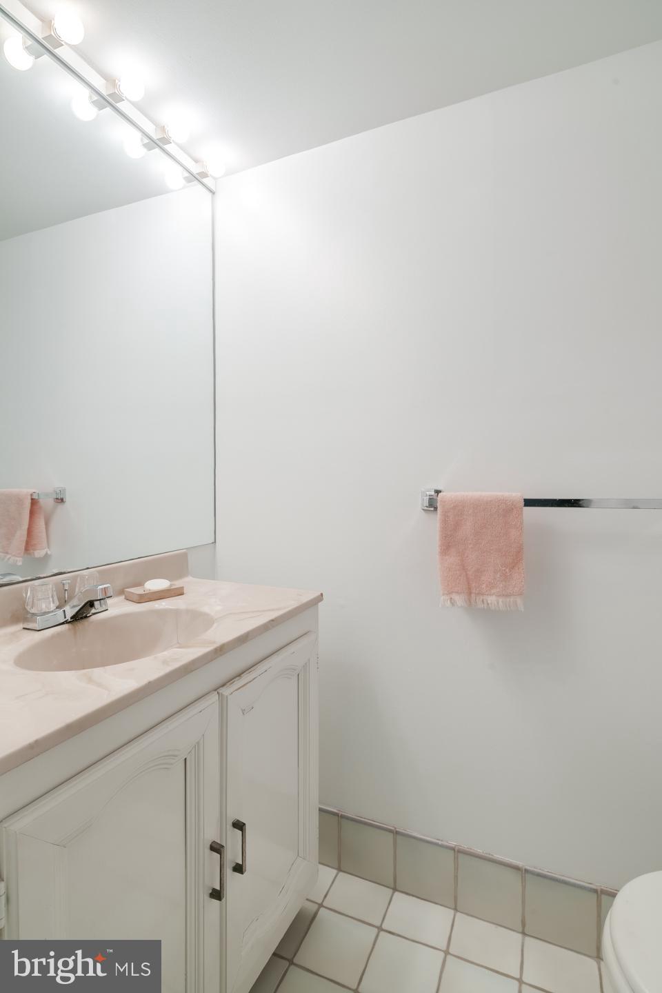 2014 Addison Street Philadelphia, PA 19146 - Photo 8 of 12 Gallery Image 8