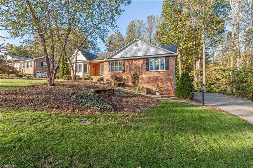 165 Bickerstaff Road Clemmons, NC 27012 - Photo 2 of 30 Gallery Image 2
