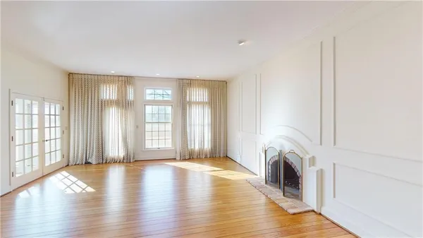 $475,000 | 14908 East Pawhuska Road, Nevada, MO 64772