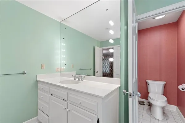 $475,000 | 14908 East Pawhuska Road, Nevada, MO 64772