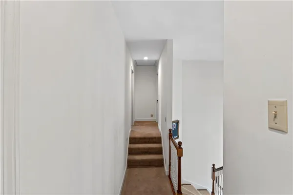 $475,000 | 14908 East Pawhuska Road, Nevada, MO 64772