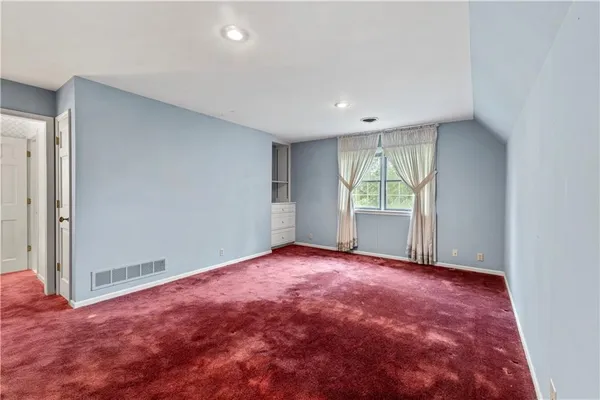 $475,000 | 14908 East Pawhuska Road, Nevada, MO 64772