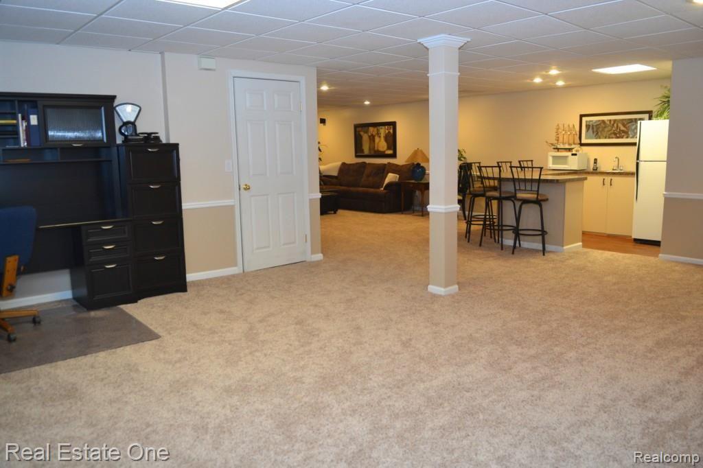 792 Loggers Circle Rochester, MI 48307 - Photo 32 of 41 031 - Copy.jpg