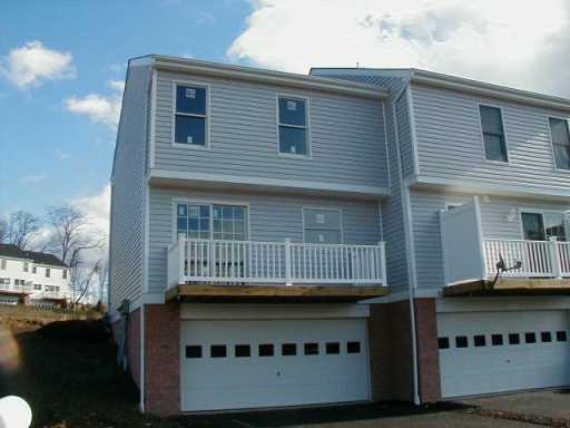 116 Castle View Drive McKees Rocks, PA 15136 - Photo 6 of 8 Other.
