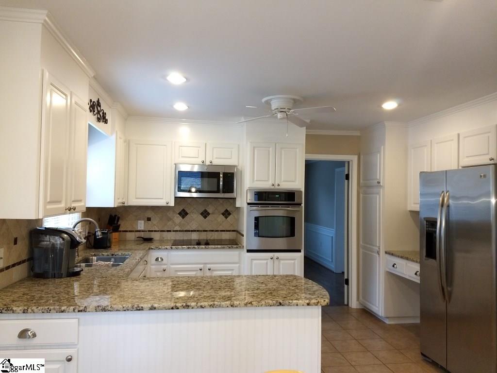 213 Briar Creek Road Greer, SC 29650 - Photo 4 of 25 Gallery Image 4