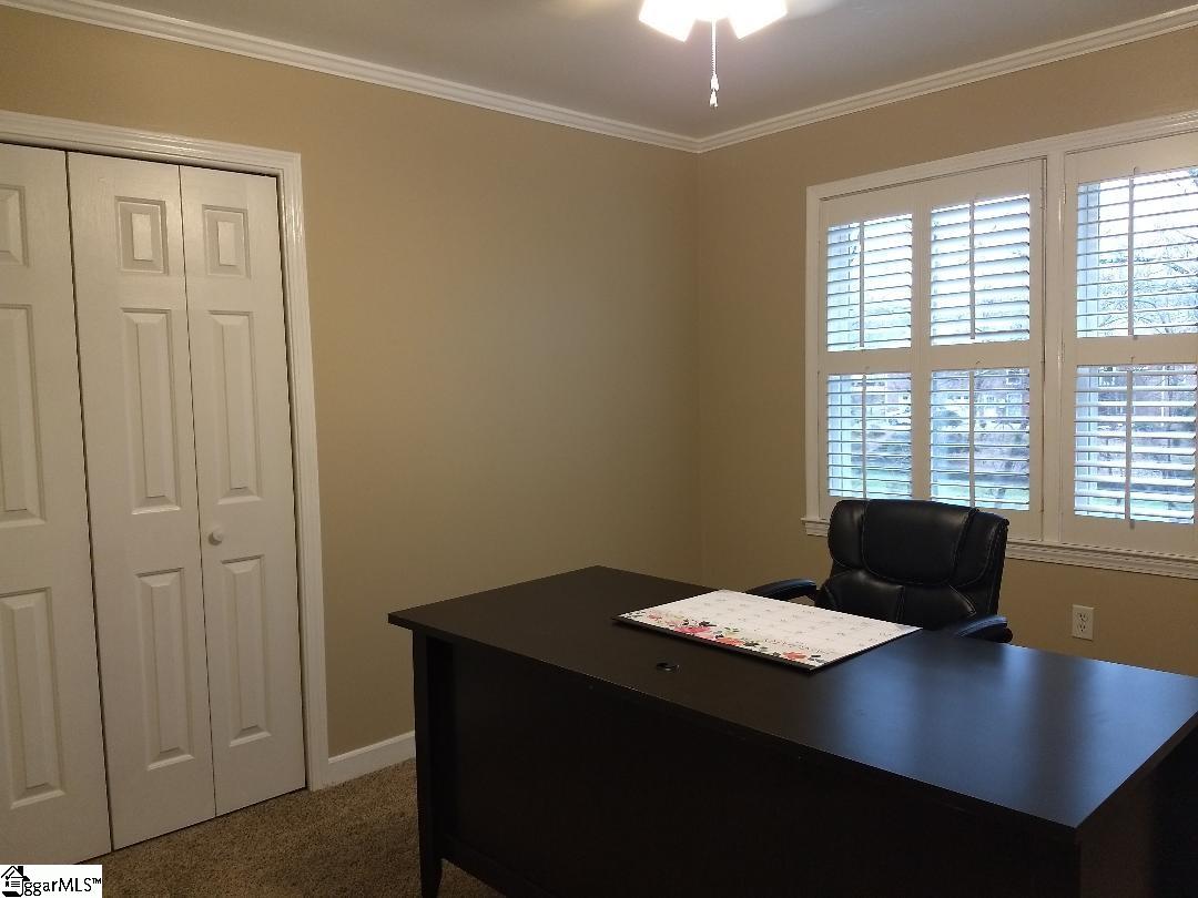 213 Briar Creek Road Greer, SC 29650 - Photo 7 of 25 Gallery Image 7