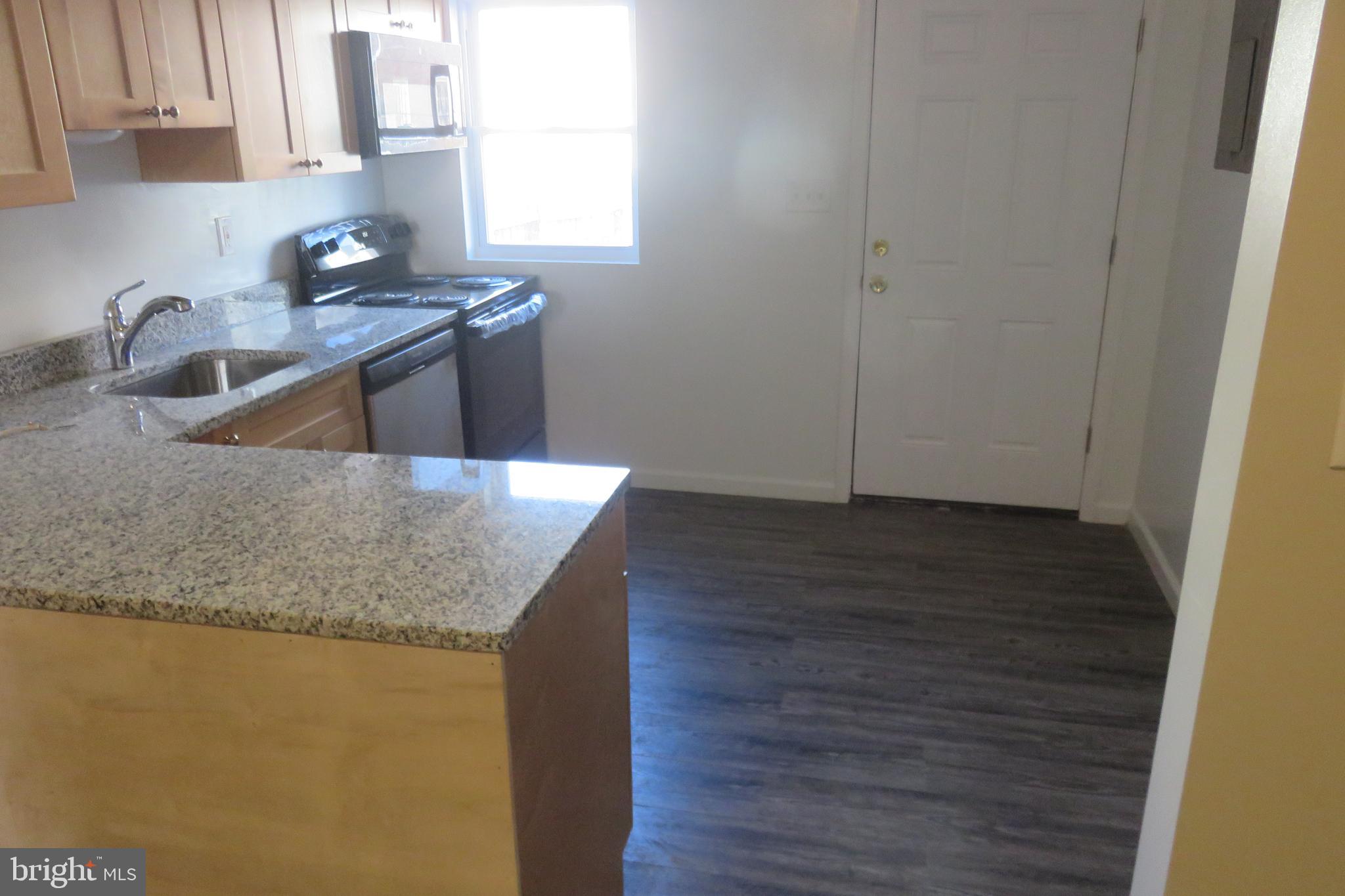 448 Pitman Place Baltimore, MD 21202 - Photo 4 of 8