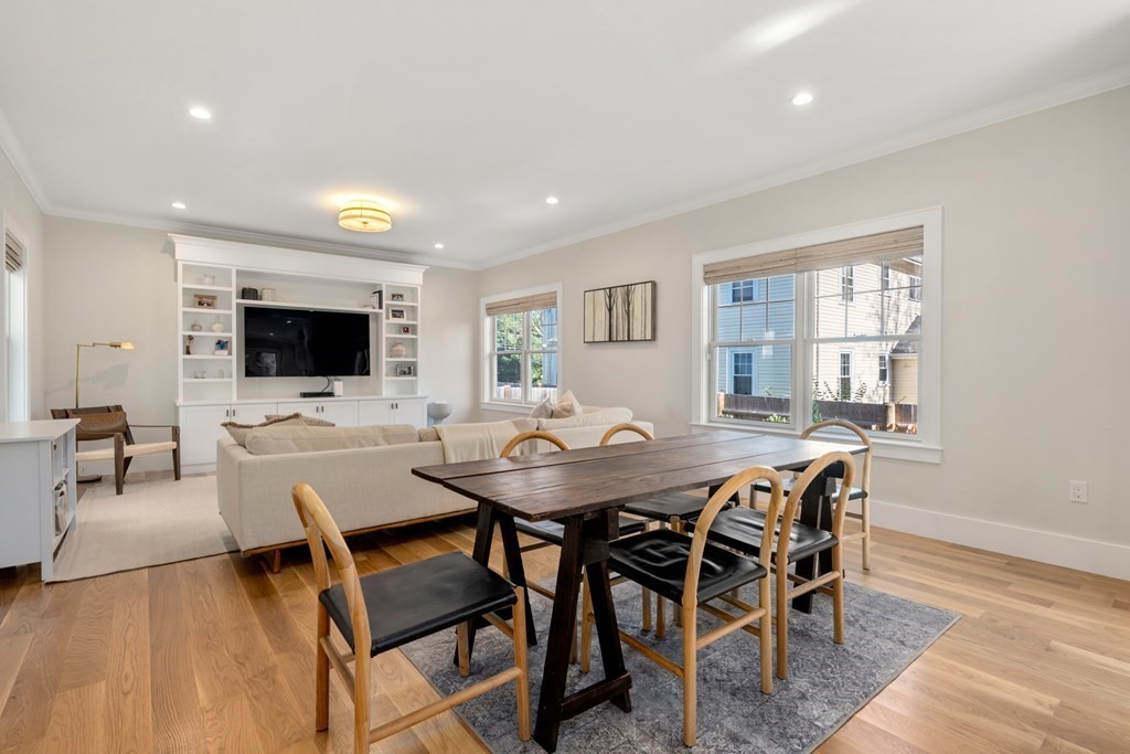 42 Athelstane Road, Unit 42 Newton, MA 02459 - Photo 8 of 28 Gallery Image 8