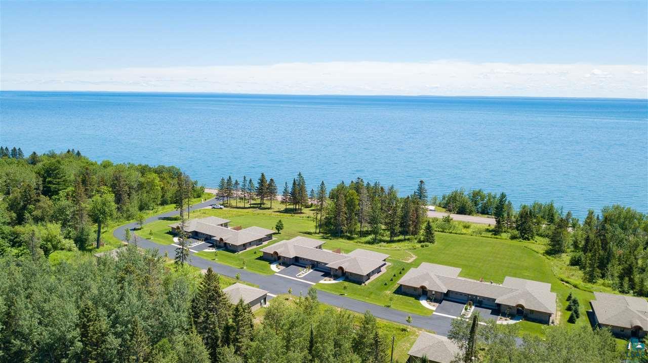 8407 Congdon Boulevard, Unit 3 Duluth, MN 55804 - Photo 3 of 10