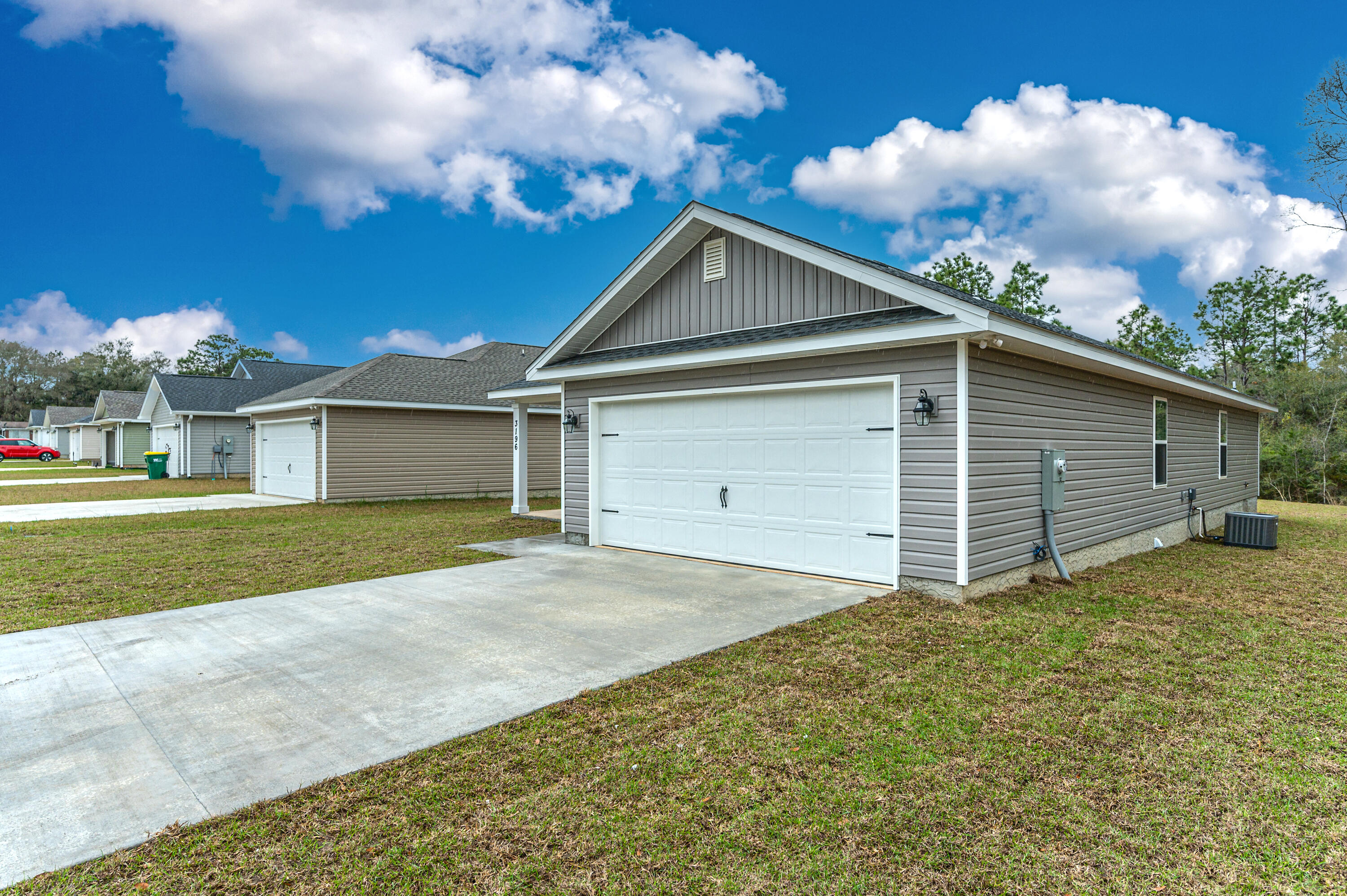 3196 Maple Street Crestview, FL 32539 - Photo 3 of 34 Gallery Image 3