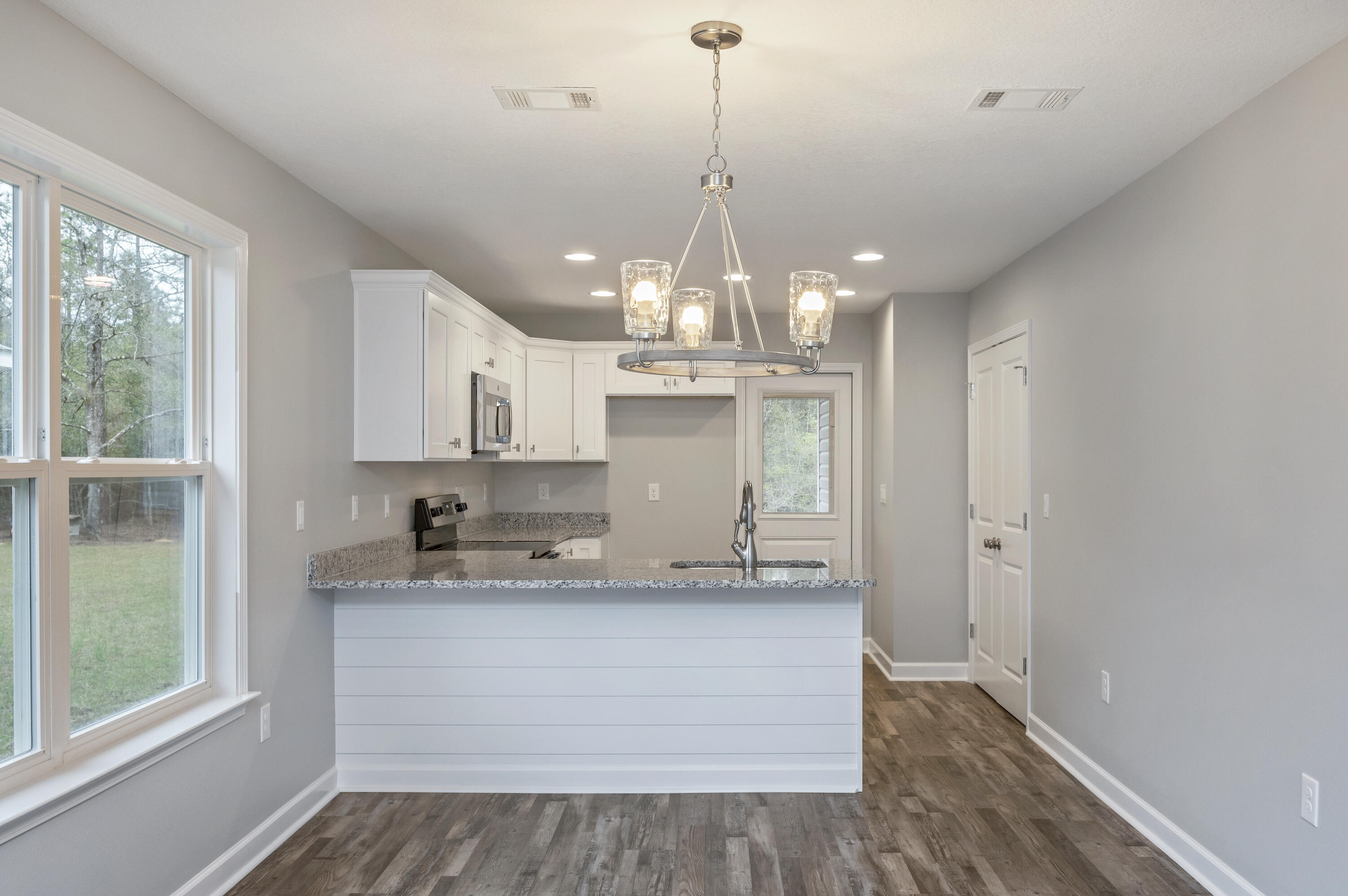 3196 Maple Street Crestview, FL 32539 - Photo 9 of 34 Gallery Image 9