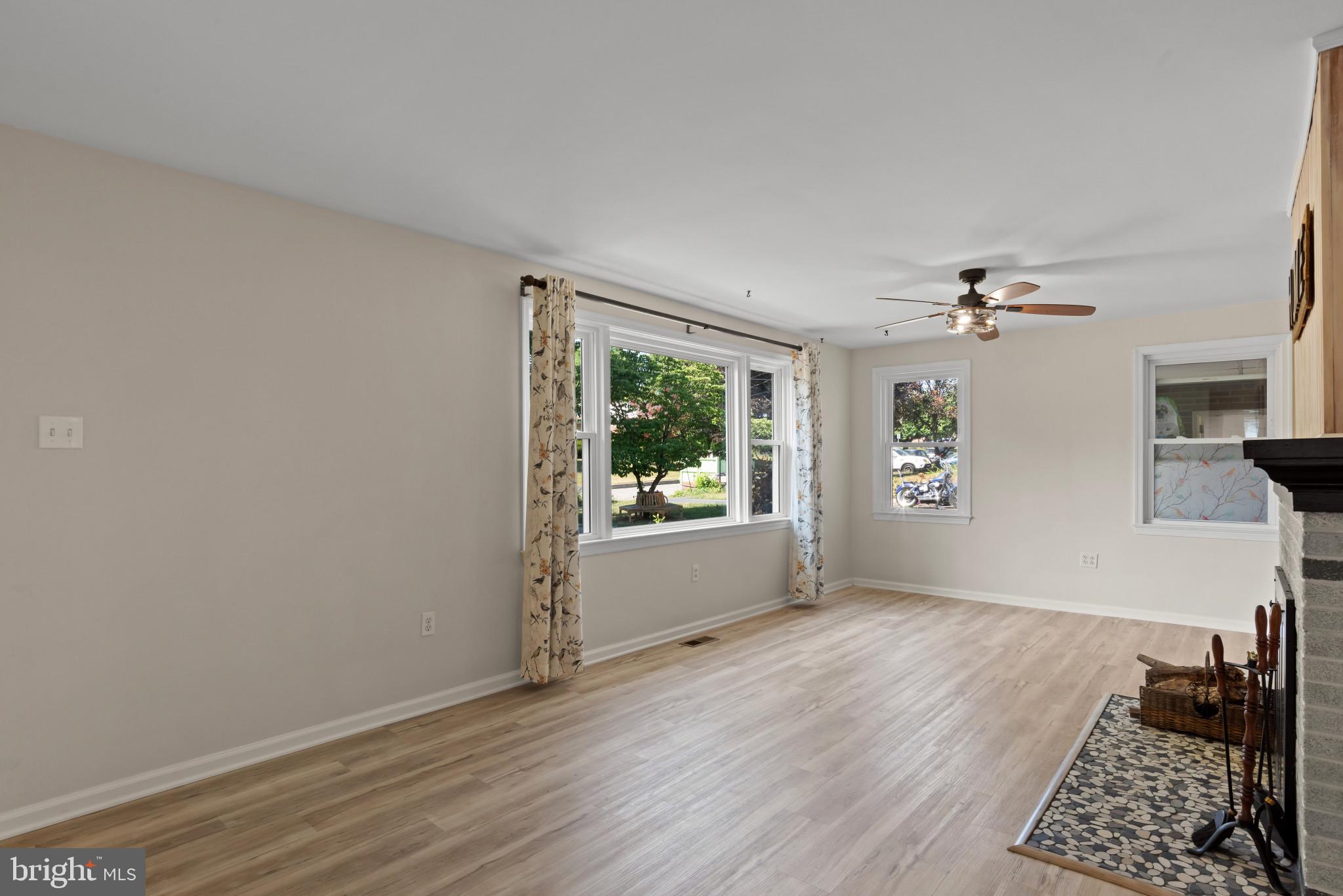 14 Sharon Road Enola, PA 17025 - Photo 8 of 40 Spacious living area featuring light wood-finish f