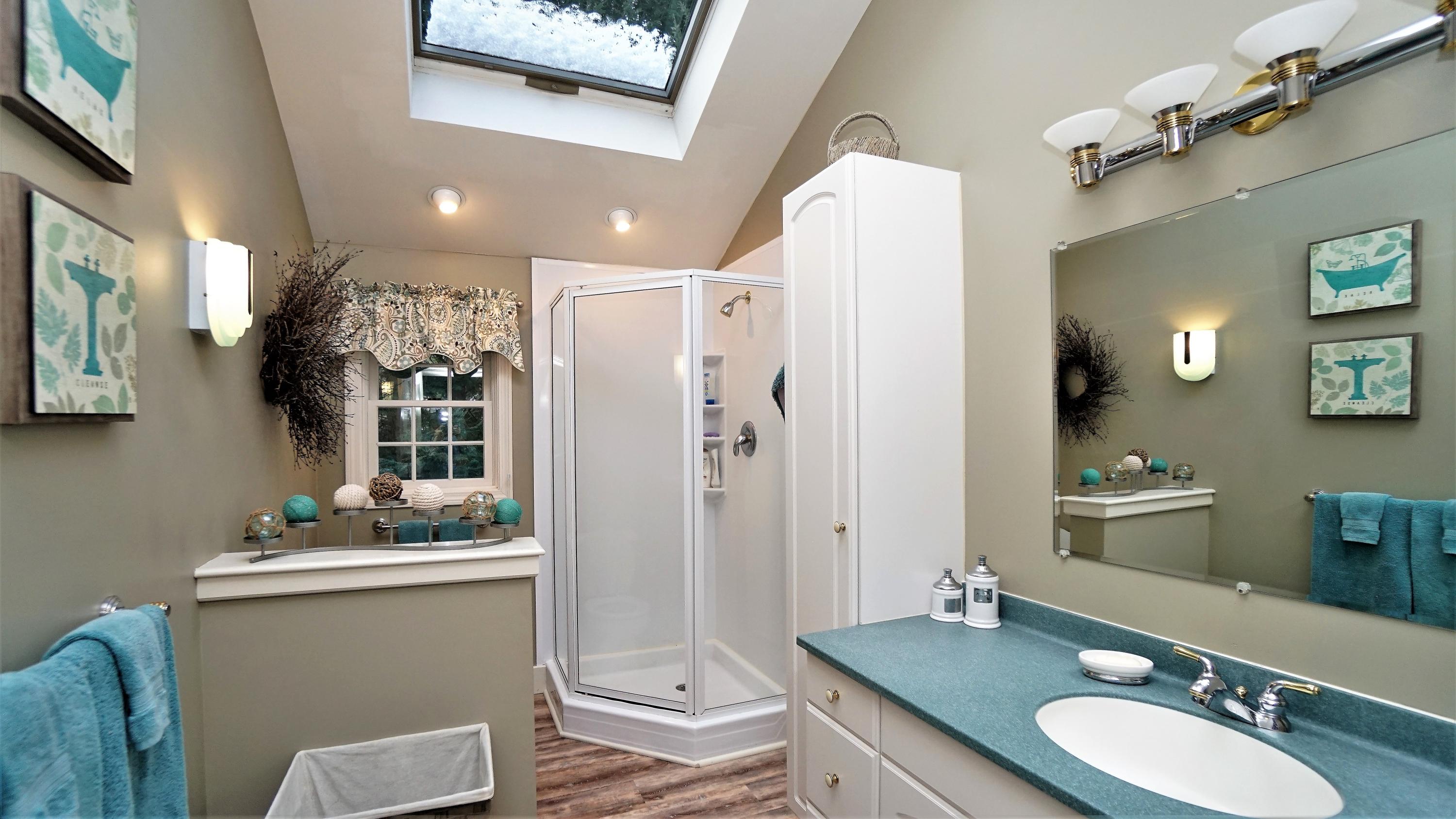 152 Hearthside Road Standish, ME 04084 - Photo 23 of 42 152 Hearthside Road PIX Upstairs Bath 2