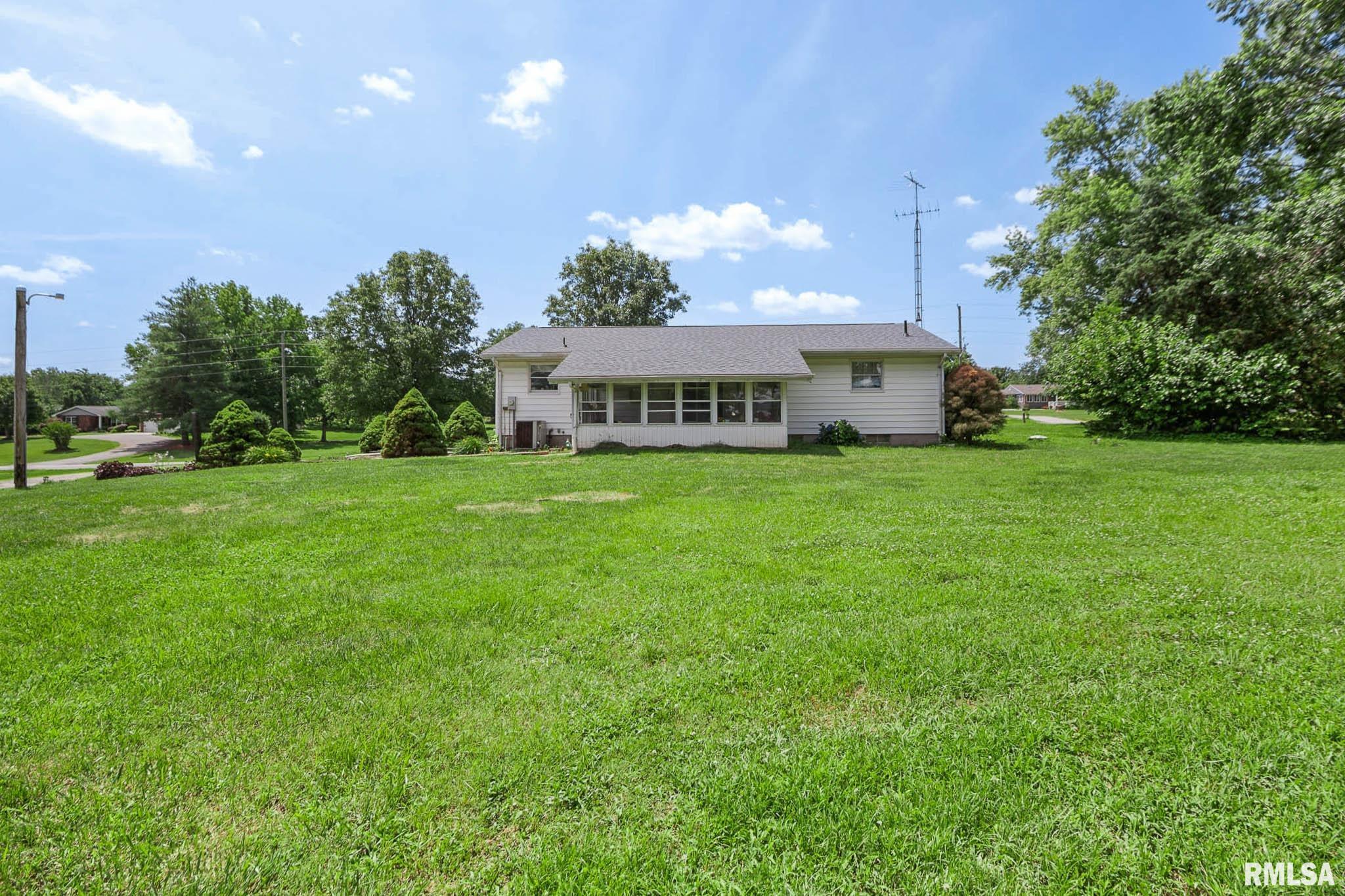 1406 Golf Course Road Marion, IL 62959 - Photo 28 of 34 Gallery Image 28