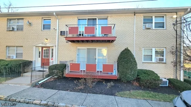 $295,000 | 378 Hoover Avenue, Unit 149, Bloomfield, NJ 07003