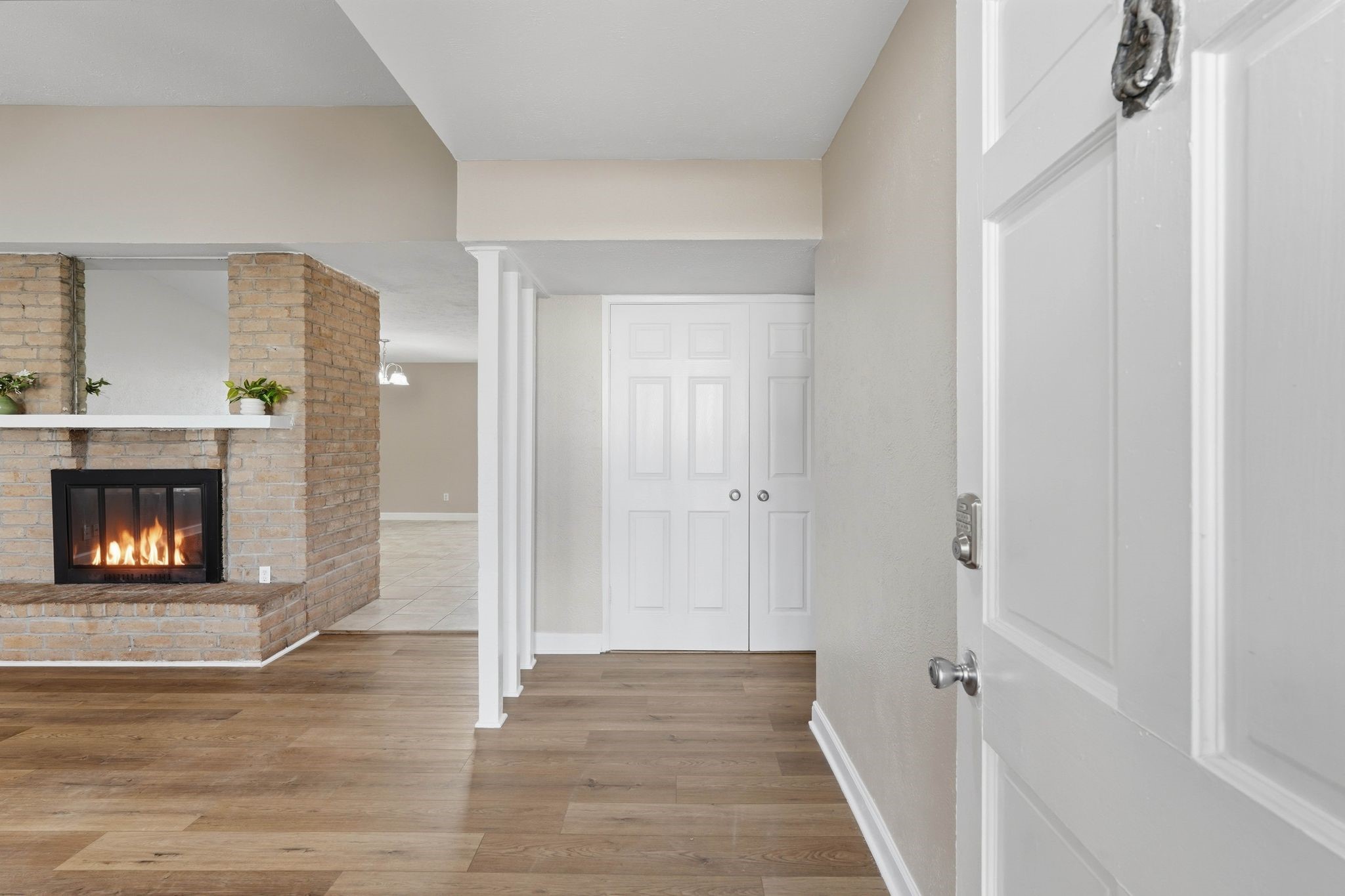 17223 Ranch Country Road Hockley, TX 77447 - Photo 5 of 36 As you step in the front door you're greeted with neutral freshly painted walls and recently installed luxury vinyl plank.