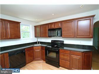 151 Ridgefield Road Newtown Square, PA 19073 - Photo 4 of 11