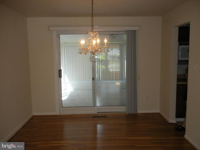 3140 Flintlock Road Fairfax, VA 22030 - Photo 6 of 21 Dining Room