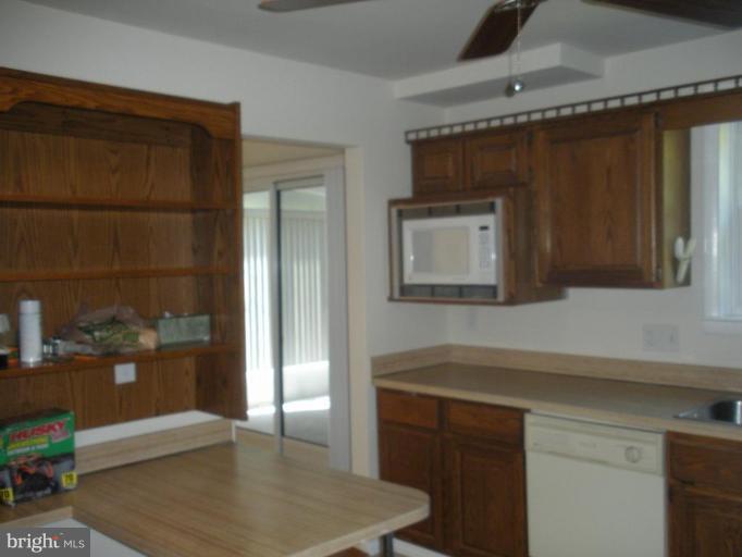 3140 Flintlock Road Fairfax, VA 22030 - Photo 8 of 21 Kitchen #2