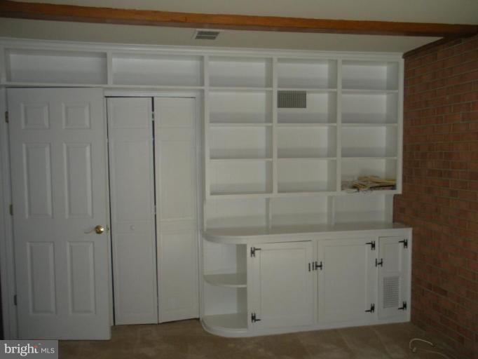 3140 Flintlock Road Fairfax, VA 22030 - Photo 10 of 21 Family Room #2