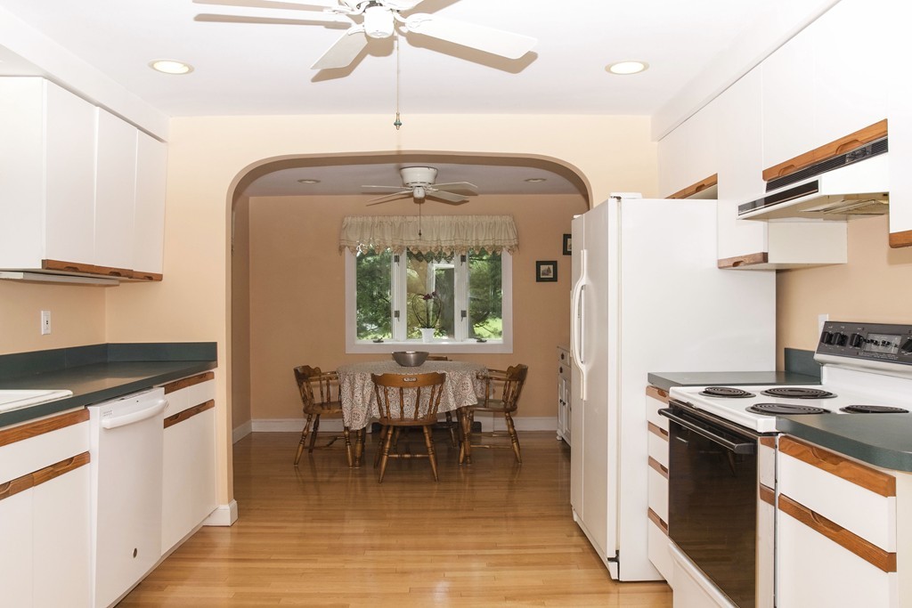 107 Riverside Drive Dedham, MA 02026 - Photo 7 of 23 Gallery Image 7