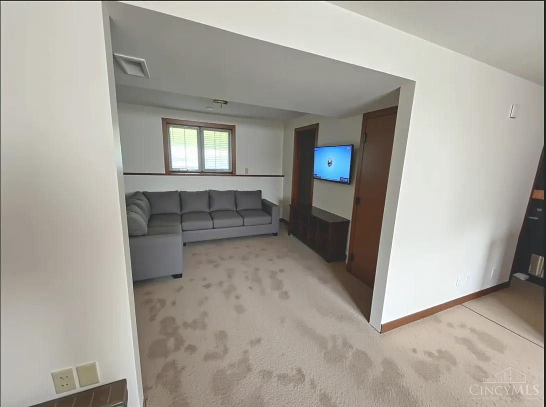 5811 Monassas Run Road Milford, OH 45150 - Photo 10 of 12 Gallery Image 10