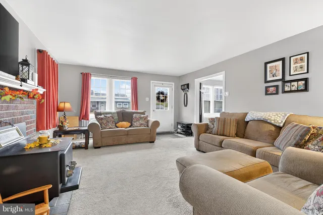 $310,000 | 11 Clayton Avenue, Lancaster, PA 17602