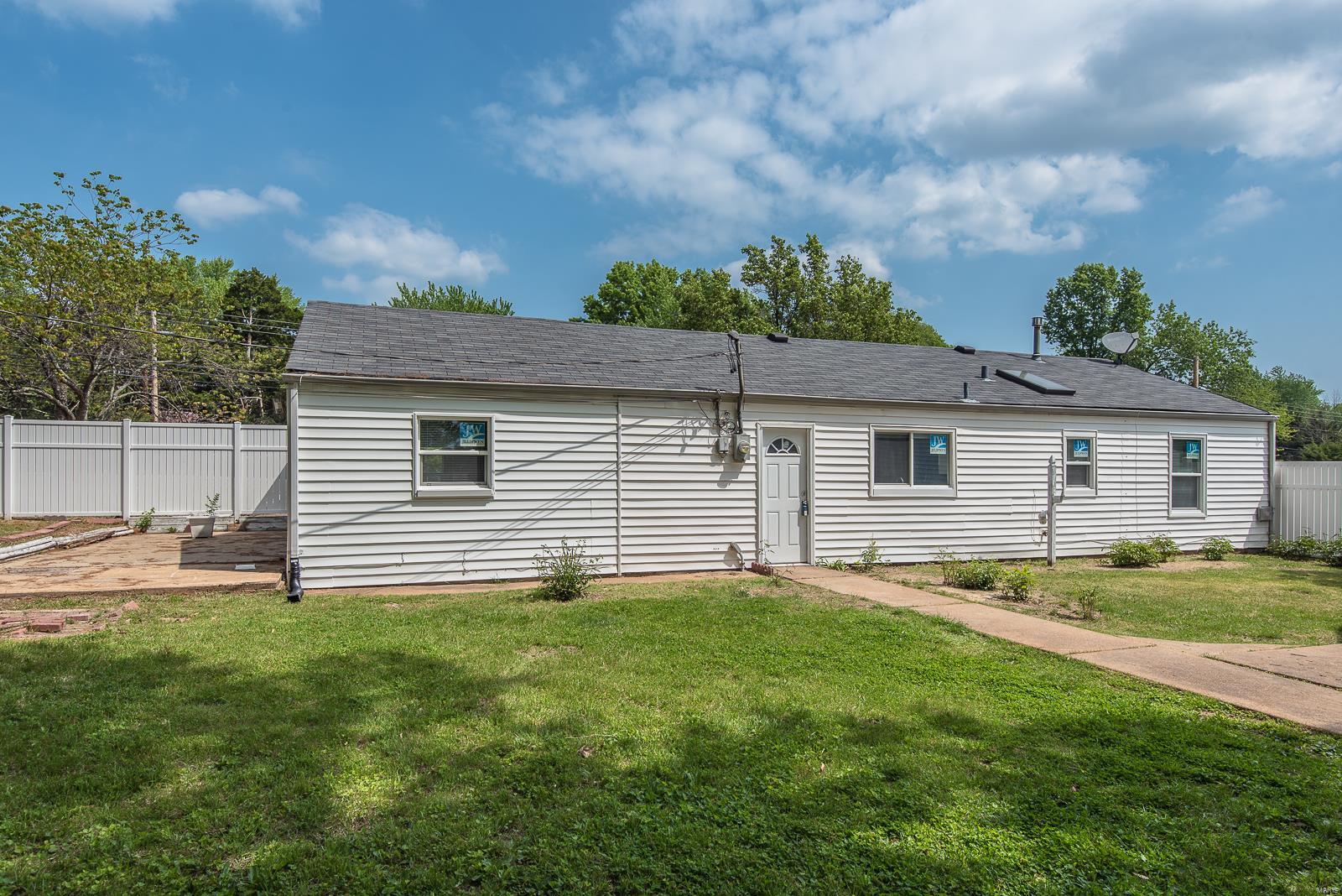 1614 Chambers Road St. Louis, MO 63136 - Photo 28 of 32 Gallery Image 28