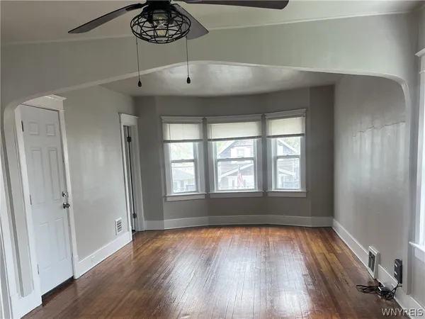 $1,250 | 91 Amber Street, Buffalo, NY 14220
