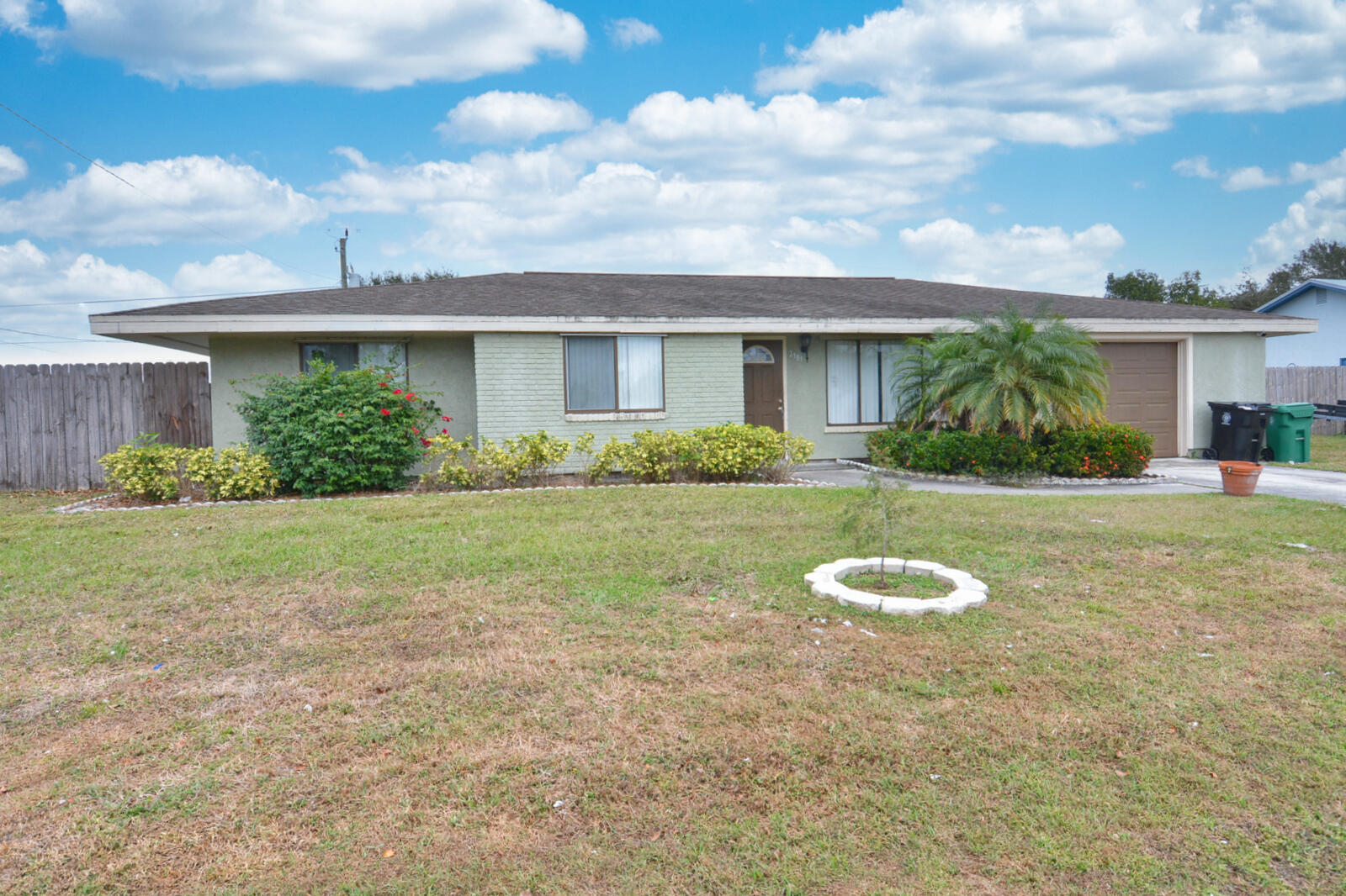 2181 Southeast Midtown Road Port St. Lucie, FL 34952 - Photo 2 of 41 IMG_4314