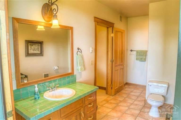 16800 Southwest Geneva Road Culver, OR 97734 - Photo 17 of 25 Main floor guest bath