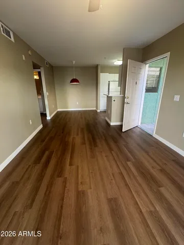 $1,300 | 1295 North Ash Street, Unit 612, Gilbert, AZ 85233