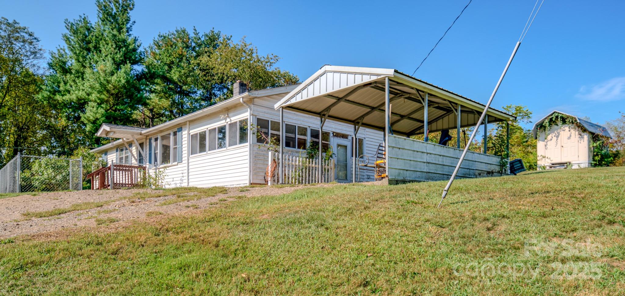 531 Bryson Road Candler, NC 28715 - Photo 35 of 45 Gallery Image 35